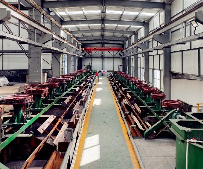 三班接力，晝夜不息｜王家河選礦廠(chǎng)里的堅(jiān)守與傳承